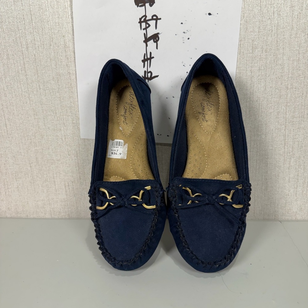 Dexflex Comfort Women's Ditzy navy Driving Moc Moccasins Shoes 7W Wide